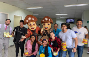 CDL Jovem leva clima junino e solidariedade para hospitais pediátricos em Feira de Santana