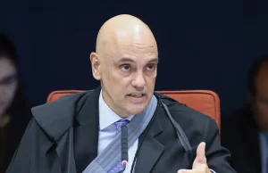 Moraes: Bolsonaro pode ser preso se usar rede social de outras pessoas
