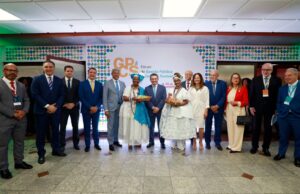 Em Salvador, governador participa de abertura de fórum que debate gestão pública e controle sustentável