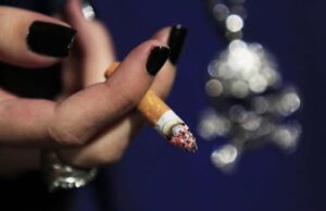 Governo vai aumentar preço mínimo do cigarro para compensar isenção ao querosene e biodiesel