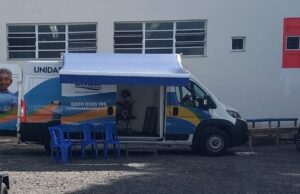 Unidade móvel da Embasa atende moradores de Salvador e Santo Amaro