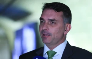 Flávio confirma encontro com Vorcaro após banqueiro ter sido preso