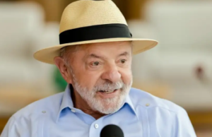 Fim da taxa das blusinhas será anunciado na próxima quarta (26), diz Lula